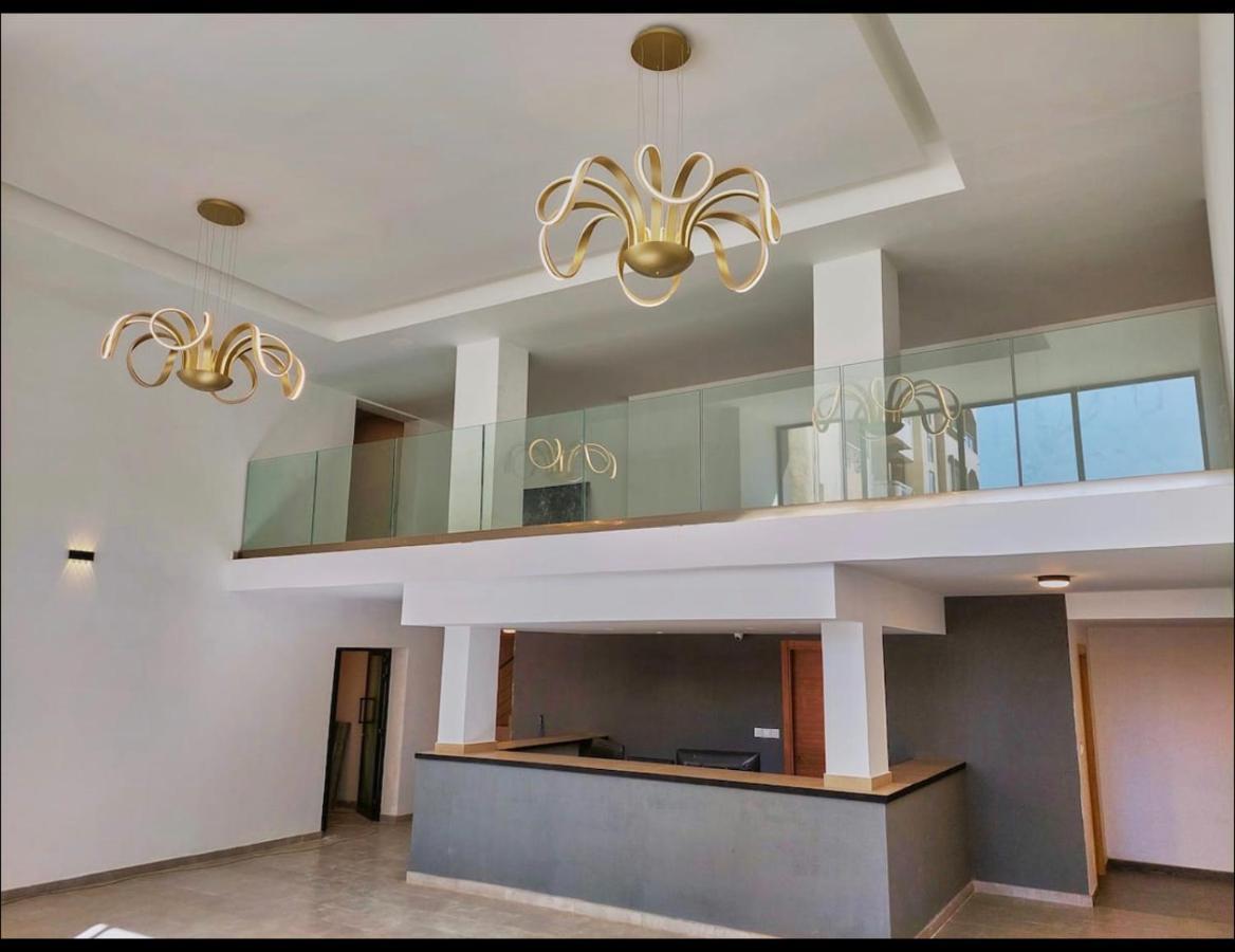 F4 - Chic - Piscine - Salle Fitness Dakar Dış mekan fotoğraf